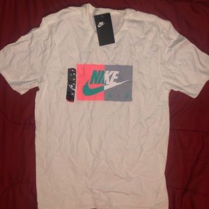 Nike T-shirt